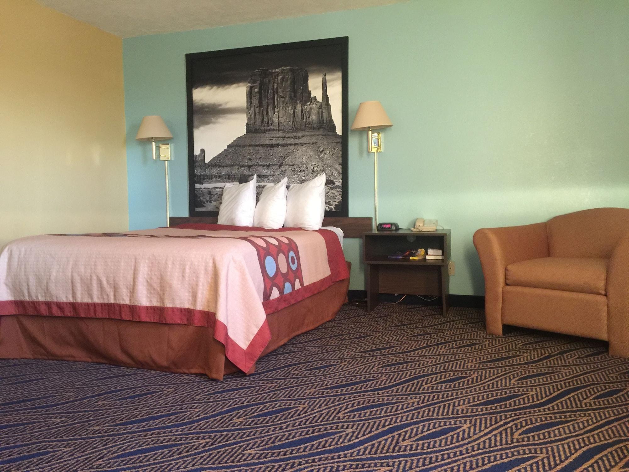 Super 8 By Wyndham Cedar City Bagian luar foto